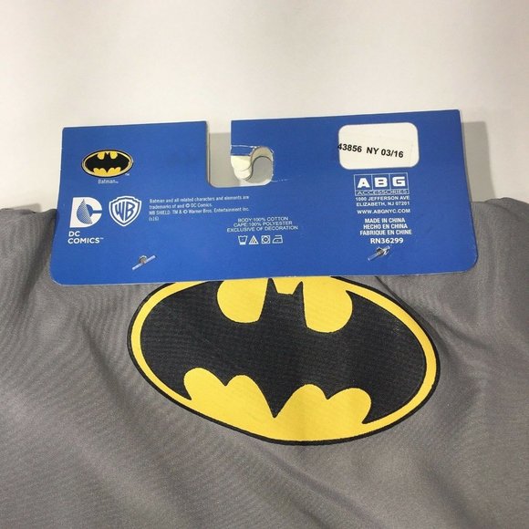 DC Comics Batman Diaper Cover 6-12 Months With Detachable Cape Black Gray Yellow - Picture 7 of 12